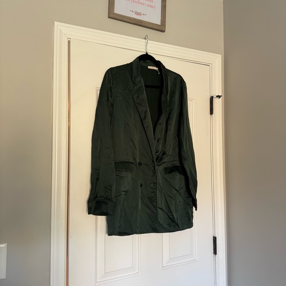 Silk Laundry Forest Green Relaxed Blazer - Picture 3 of 6